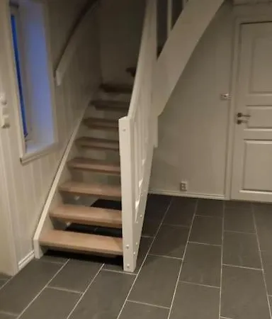 Hus Pa Rosland Gard Villa *
