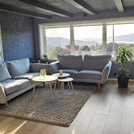 וילה Hus Pa Rosland Gard Bysheim