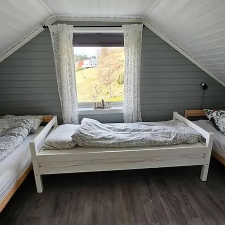 Villa Hus Pa Rosland Gard *