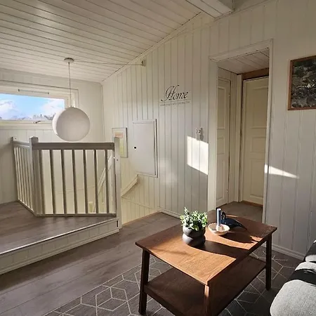 Hus Pa Rosland Gard