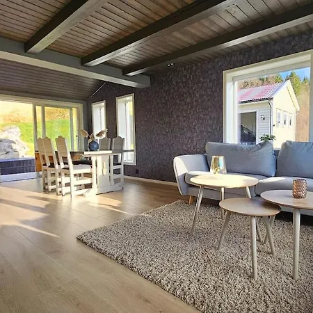 Hus Pa Rosland Gard Bysheim